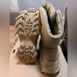 Brand New, never used YZY NSLT Khaki ideal for the fall / winter season.